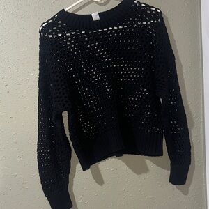 Black old navy sweater